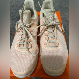 Nike Renew Rival Sneakers